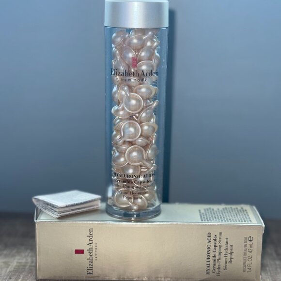 Elizabeth Arden Other - Hyaluronic Acid by Elizabeth Arden, 90 Hydra-Plumping Serum Ceramide Capsules